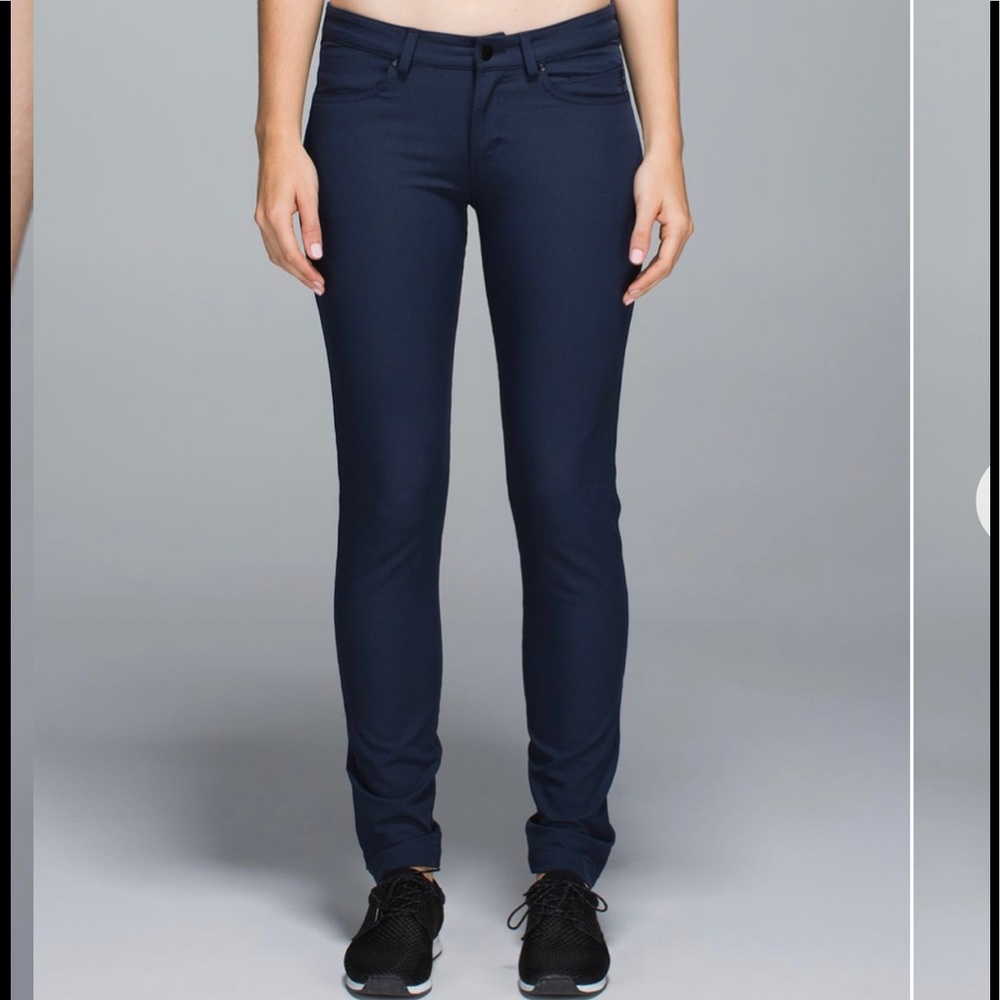 Lululemon NWOT Everday Pant in inkwell size 8